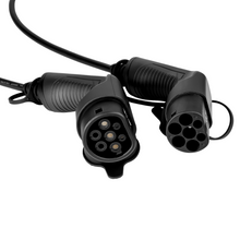 Charger l'image dans la galerie, Image du câble de chargeur électrique pour voiture, compatible avec toutes les prises de recharge de type 2.