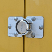 Charger l'image dans la galerie, Cadenas MASTER LOCK pour véhicule - Corps en acier laminé, résistant aux intempéries, mécanisme de verrouillage à broches, idéal pour la sécurité de votre véhicule